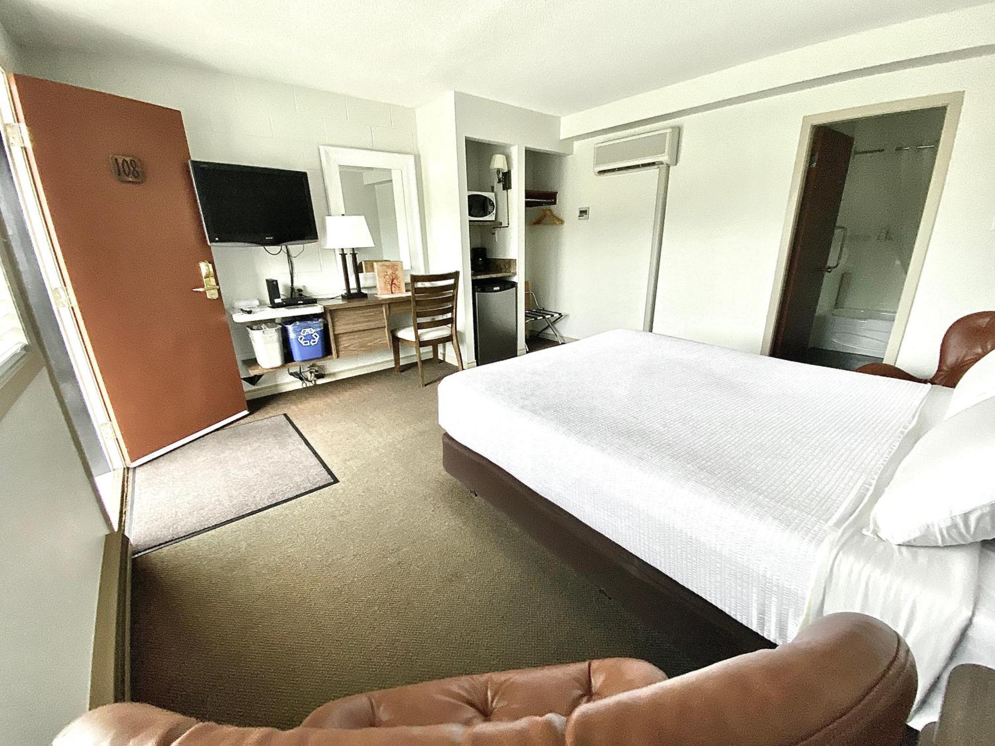 Arbutus Grove Motel Parksville Dış mekan fotoğraf