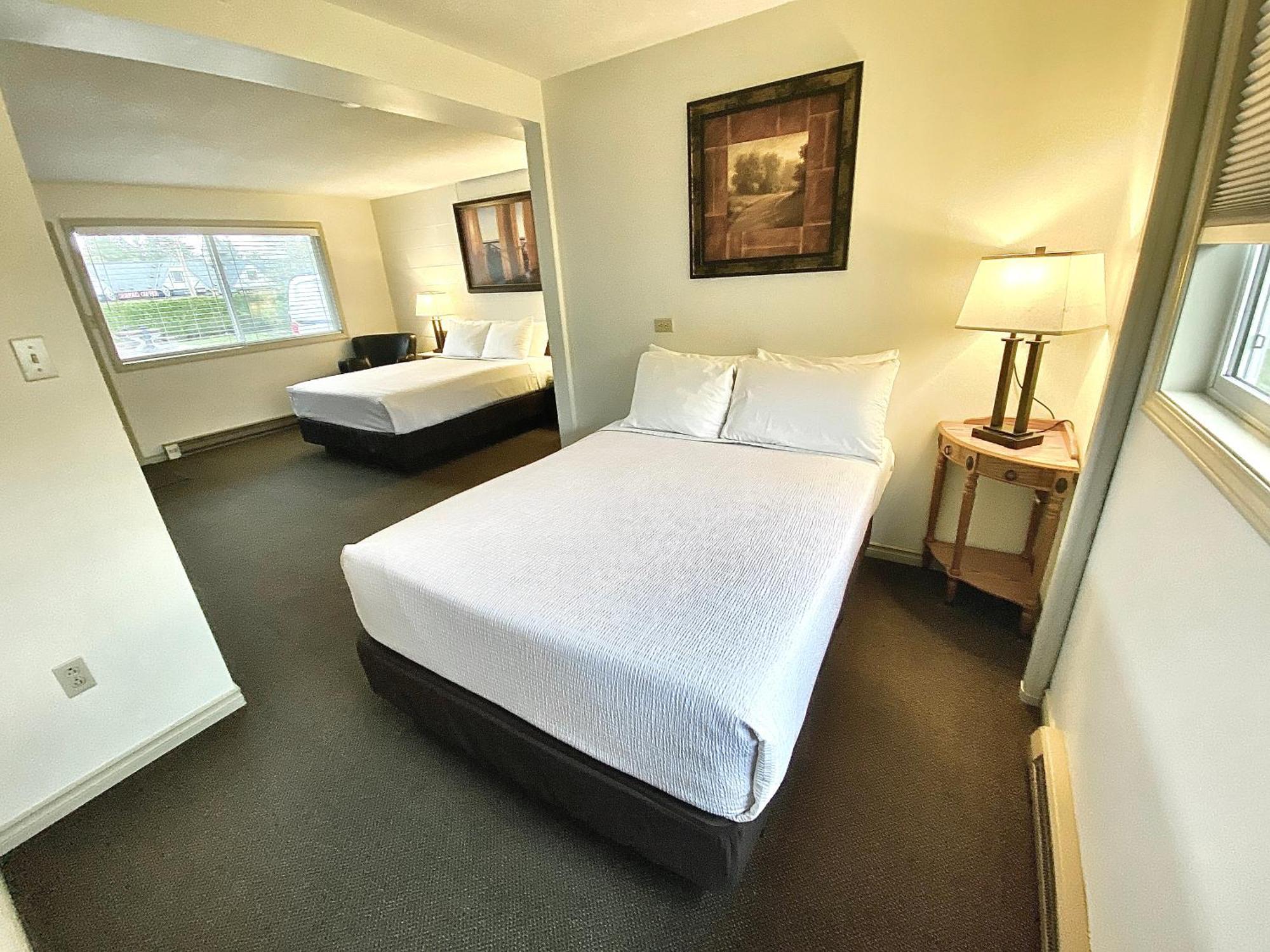 Arbutus Grove Motel Parksville Dış mekan fotoğraf